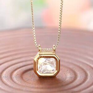 NEW 18k Yellow Gold Diamond Necklace Emerald Cut Diamond Pendant Necklace